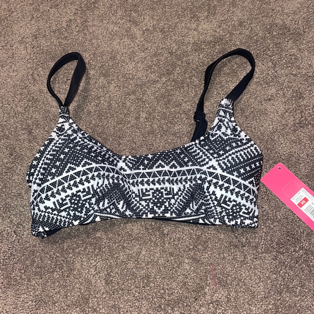 Xhilaration Bikini Top NWT